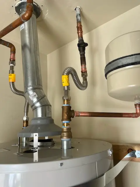 Water heater installation and plumbing repair in West Samoset